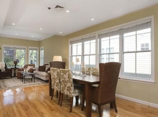 26 Forbes St #3, Jamaica Plain, MA 02130