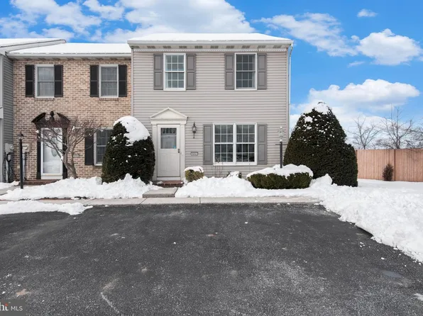 652 Park Ridge Dr, Mechanicsburg, PA 17055