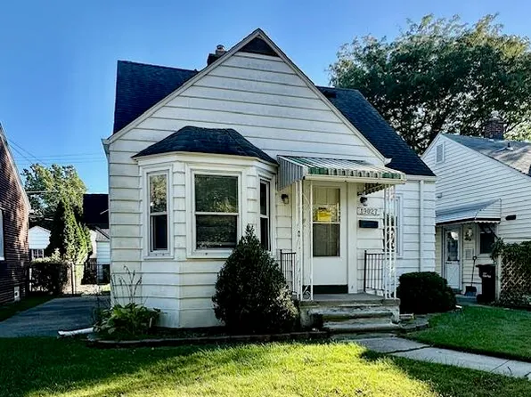 19027 Philomene Blvd, Allen Park, MI 48101