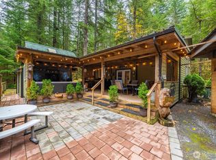 1015 Maple Ln, Sumas, WA 98295