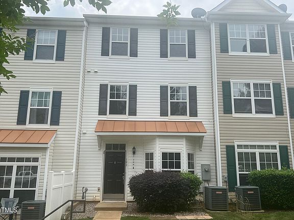 2nd image of 2221 Valley Edge Dr Unit 103