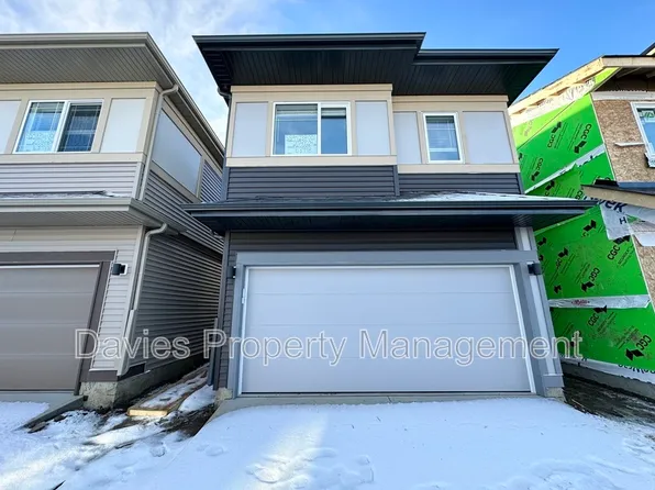 20740 24th Ave NW, Edmonton, AB T6M 1P4