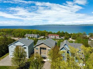 824 Resort Pike Rd, Petoskey, MI 49770