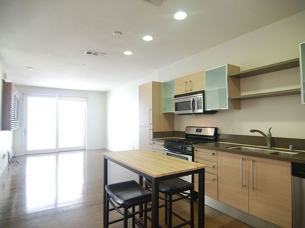 1234 Wilshire Blvd APT 422