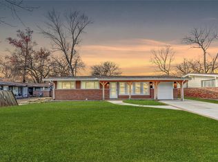 10709 Hallstead Dr, Saint Louis, MO 63136
