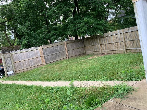 Backyard (8)