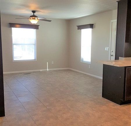4th image of 1030 Sable Cir