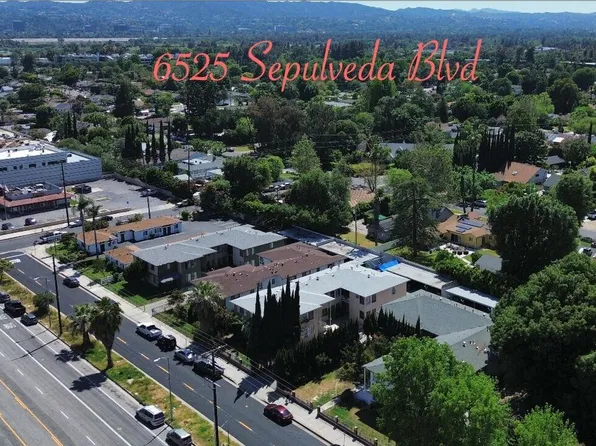 6525 Sepulveda Blvd, Van Nuys, CA 91411