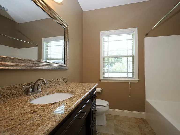 4634 Amelia Cir — Photo 18