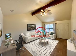 1404 Earle St #A, San Marcos, TX 78666