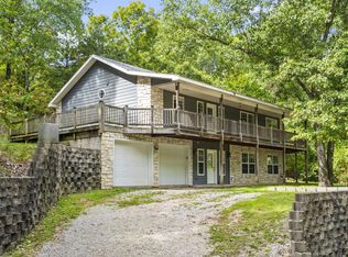 151 Middlegate Pl, Branson West, MO 65737