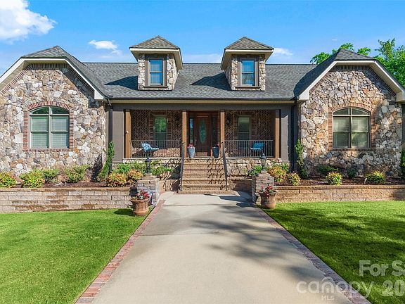 2nd image of 2037 Rocky Stream Rd
