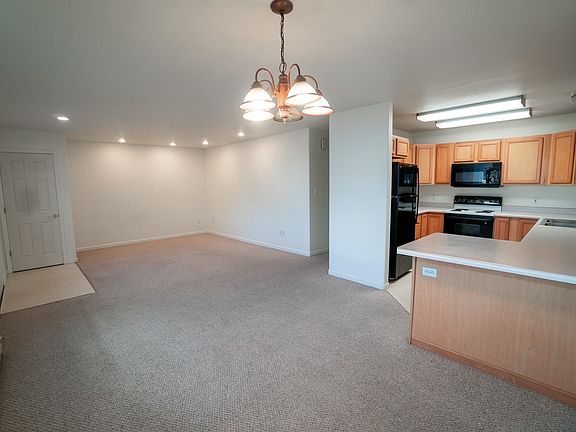 4th image of 345 W Kennedy Ave APT 7