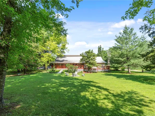 9225 Charles St, Rogers, AR 72756