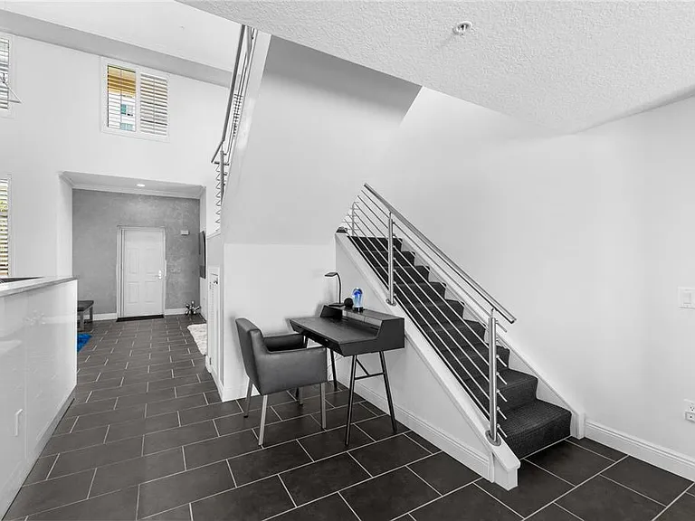 800 N Tamiami Trl #321A — Photo 29