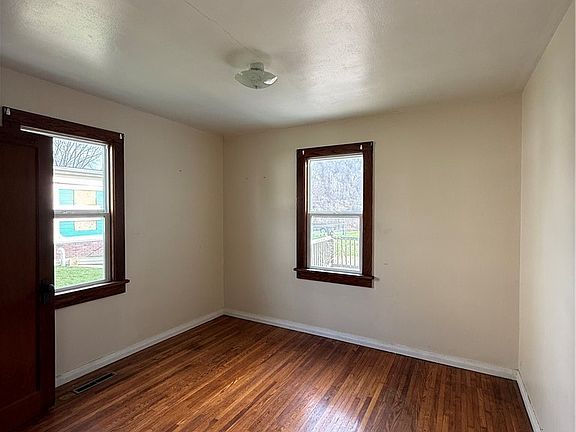 4th image of 104 Arvilla Rd