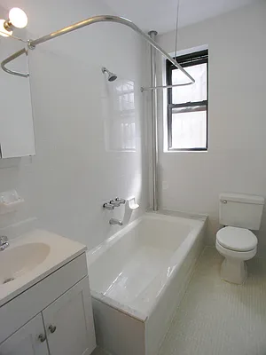 Rented by Townsley & Gay, LLC | media 11