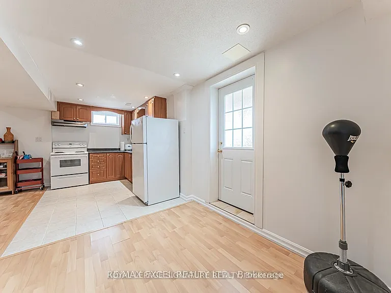 65 Falling River Dr #BASEMENT — Photo 10