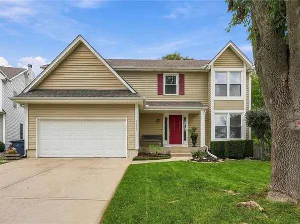 12265 S Mullen Rd, Olathe, KS 66062