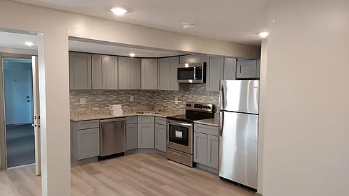 40 West St #3 Photo 1