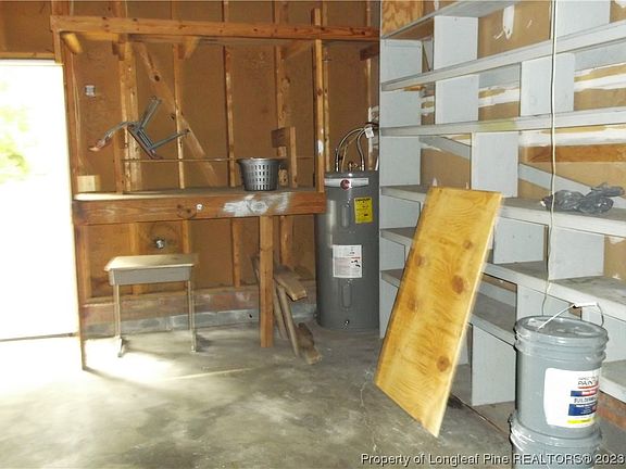 3rd image of 9421 Gooden Dr