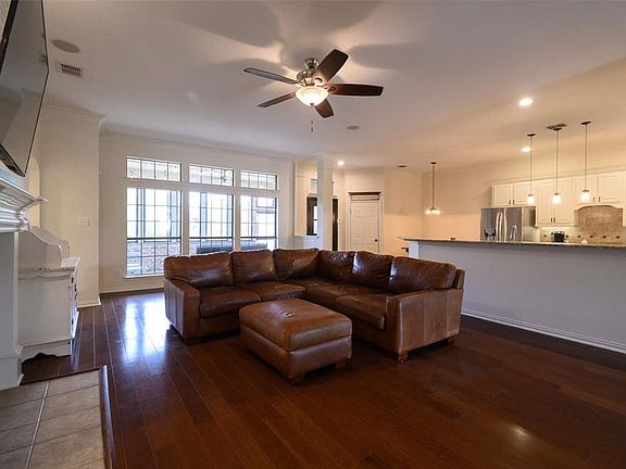 2nd image of 1109 Damsel Ginger Ln