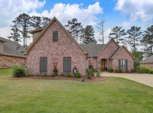 815 Willow Grande Cir, Brandon, MS 39047