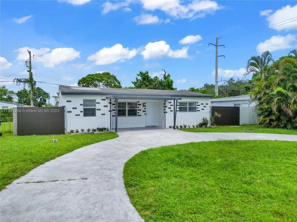 6405 Grant St, Hollywood, FL 33024