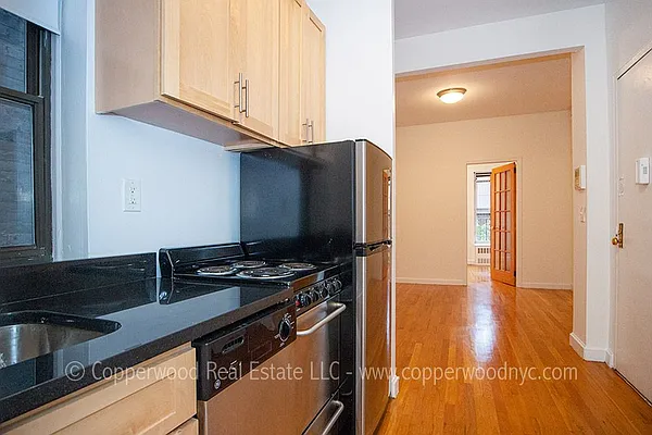 Rented by Copperwood Real Estate | media 10