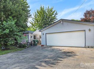 3834 Utah Dr, Bay City, MI 48706