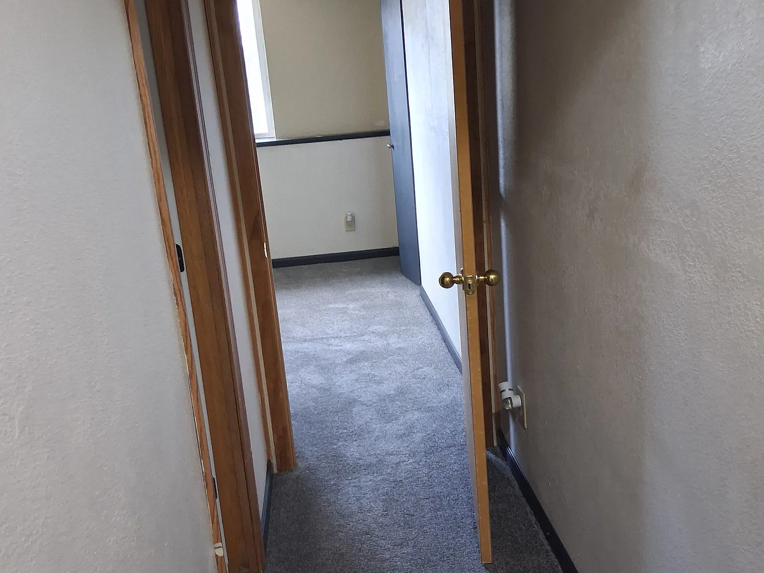 3 bed, 1420 sqft, $2,300 — Photo 4