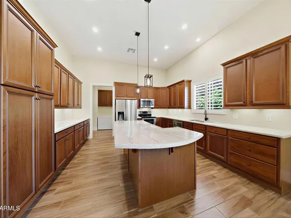 8974 N 8TH Lane, Phoenix, AZ 85021