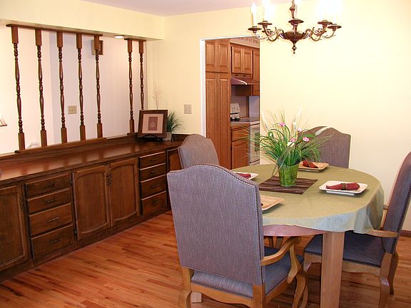 5th image of 4724 Glenhaven Dr