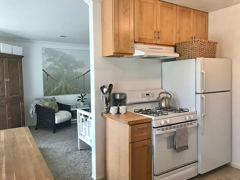 944 Sir Francis Drake Blvd — Photo 1