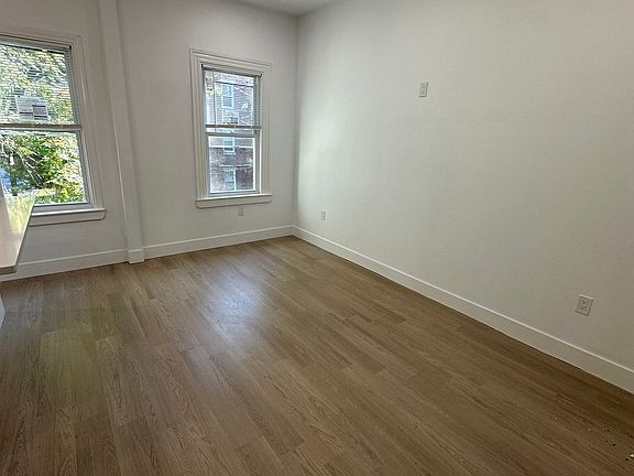 2nd image of 40 Gove St #2