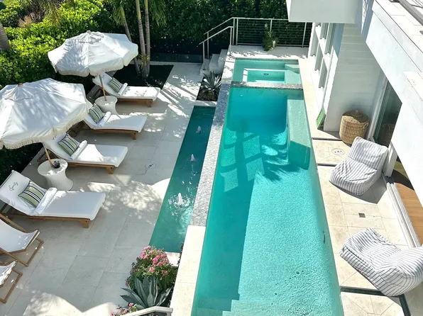 783 11th Ave S, Naples, FL 34102