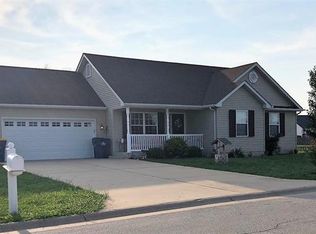 1037 Oakmont Ln, Union, MO 63084