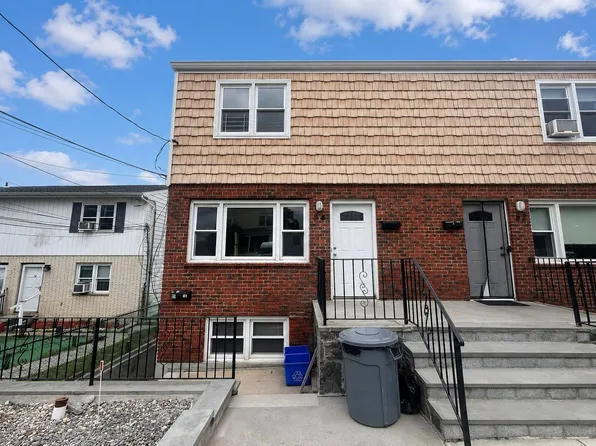 54 Farquhar Ave #1, Yonkers, NY 10701