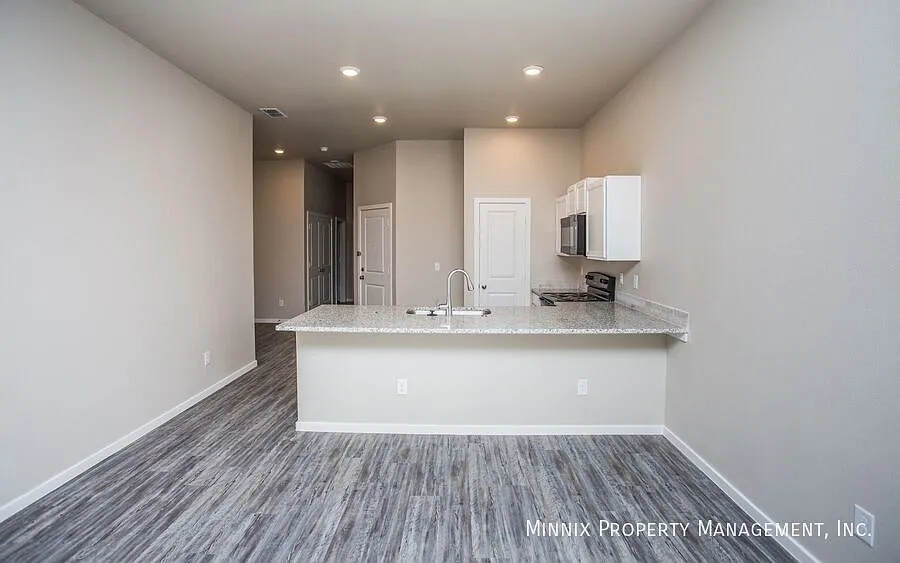 2110 N. Ave L #B — Photo 2