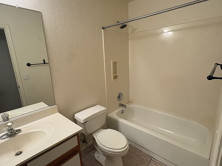 1182 W Sparrow Dr — Photo 5
