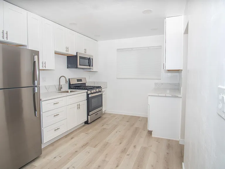 6729 Kelly St — Photo 4