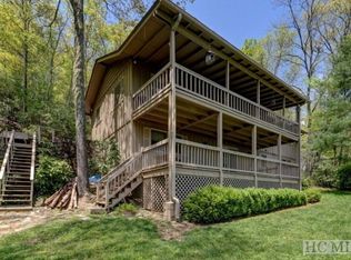 469 Dog Mountain Rd, Highlands, NC 28741