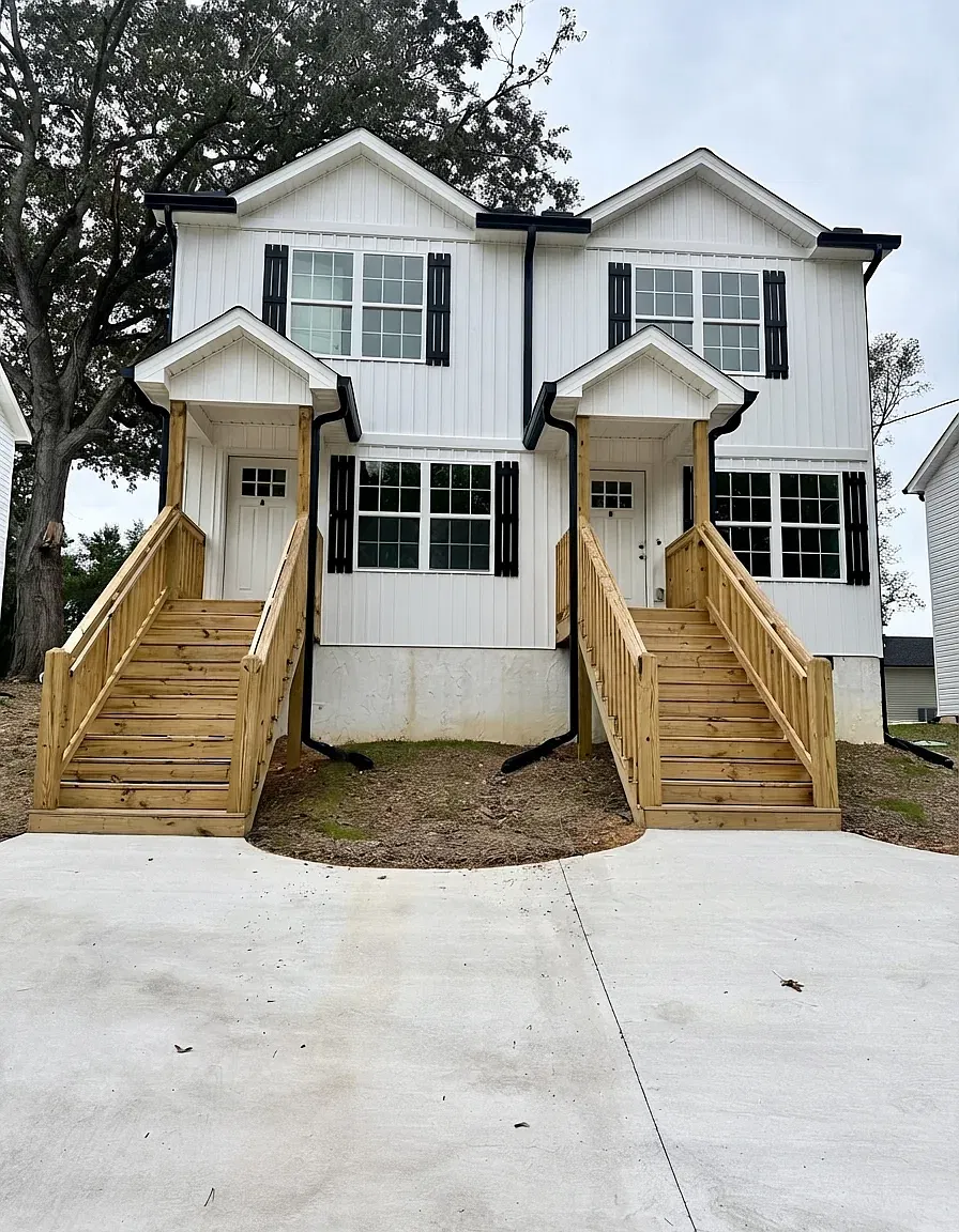 2 bed, 1.5 bath, 900 sqft, $1,400 — Photo 1