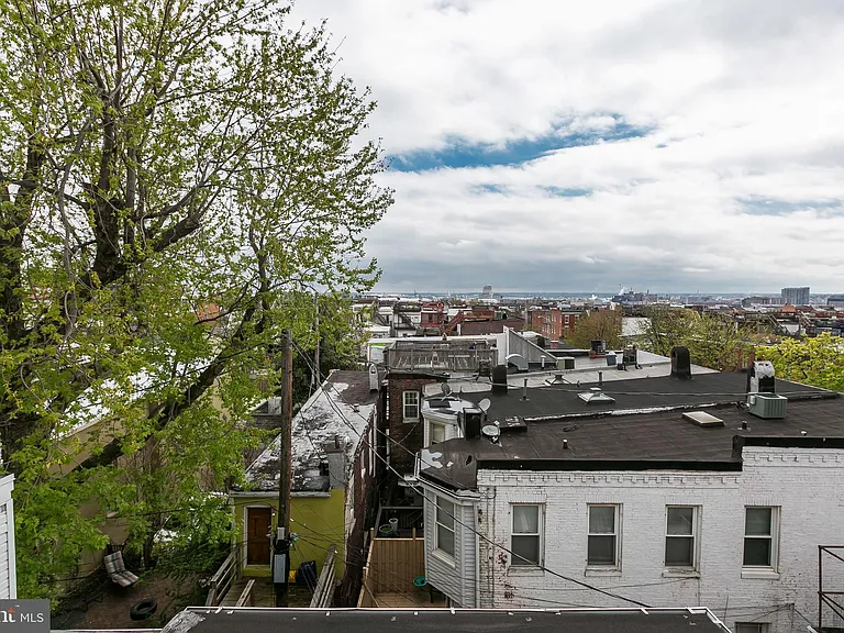 2205 E Baltimore St — Photo 40