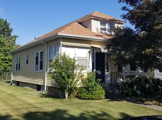 23 Lockmere Rd, Cranston, RI 02910