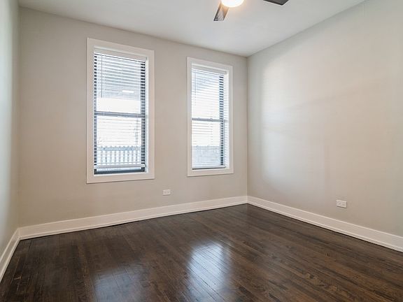 3rd image of 2957 N Milwaukee Ave #N2