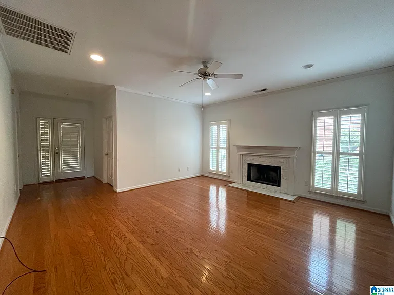 641 Rockhurst Dr — Photo 1