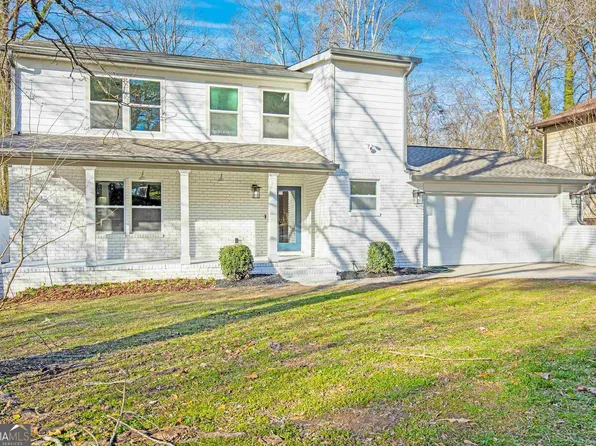 482 Autumn Dr, Riverdale, GA 30274