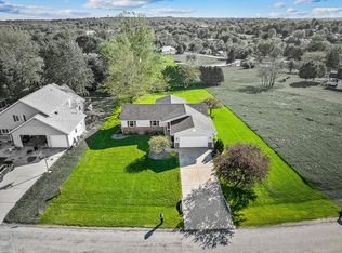 1255 Lake Summerset Rd, Davis, IL 61019