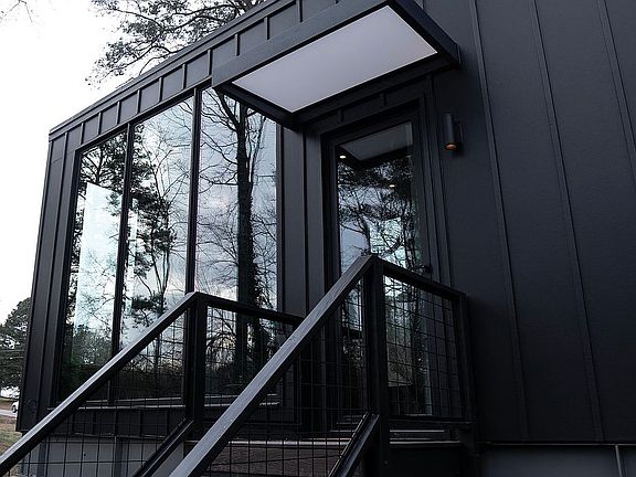 4th image of 1105 Legend Rd